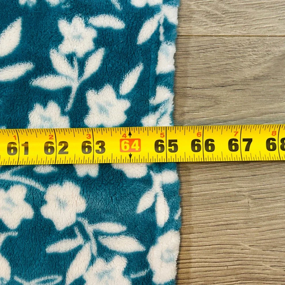 Lucky Brand Throw Blanket Teal Blue Floral Plush Fleece Soft Cozy Cottagecore